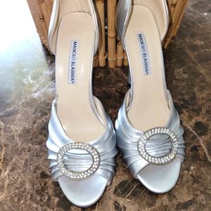 Manolo Blahnik Sliver Pleated  Sedaraby Pumps